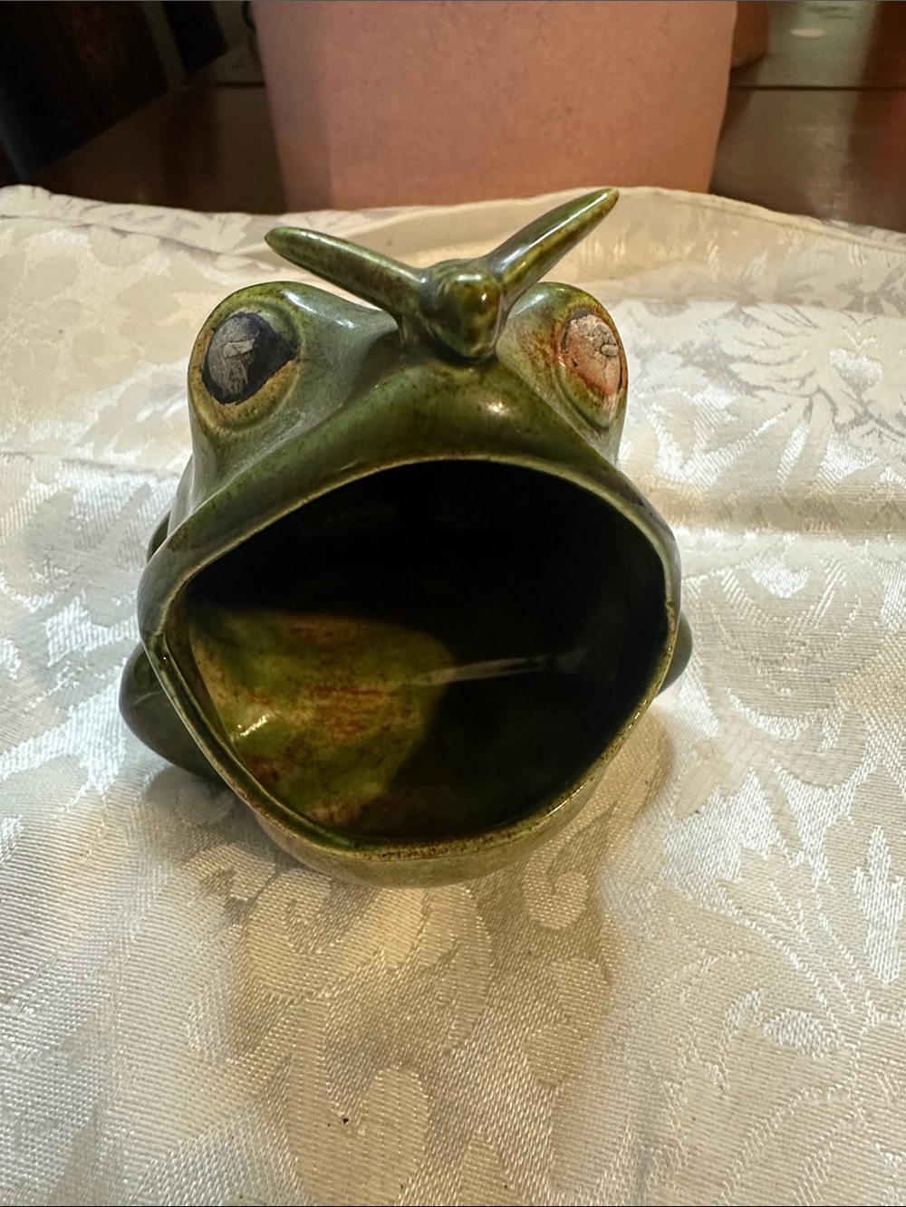 Vintage Ceramic frog sponge /scrubby holder